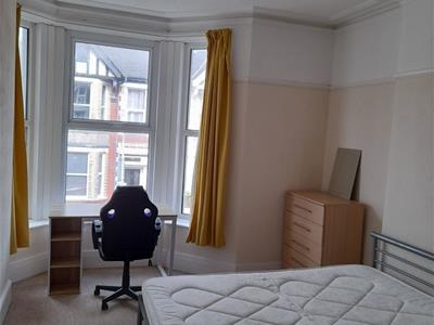 Picture 10